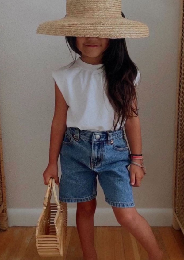 short_fille_ethique short_fille_ethique